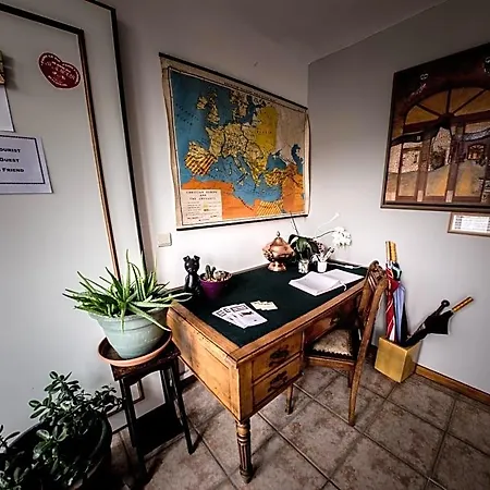 فندق مبيت وإفطار La Grange دربي
